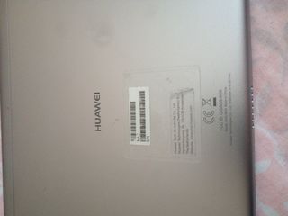 Tablet Huawei negra rota