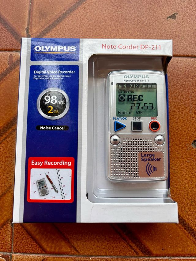Grabadora Olympus DP-211 - 2GB