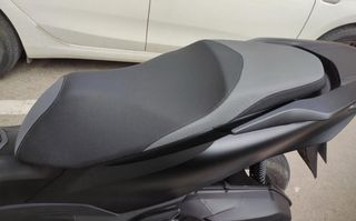 Asiento moto . tapiceria. tapicero . tapizados