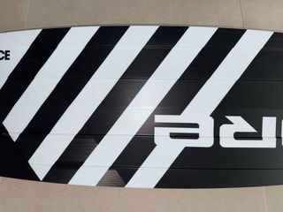 Tabla Kitesurf CORE Choice 4 de 135cm