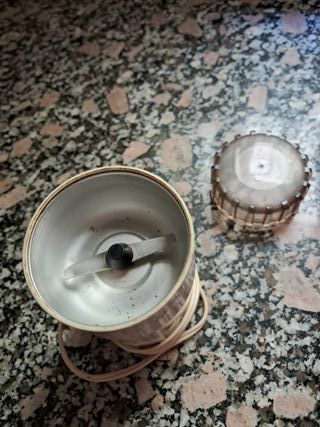 Molinillo café Taurus antiguo