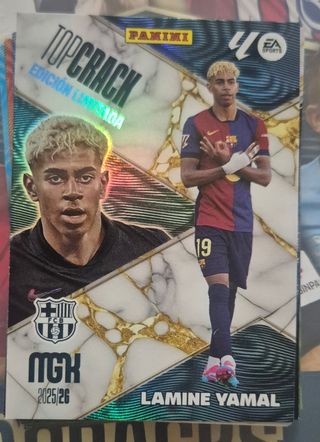 Cromo Lamine Yamal Top Crack 2025/26