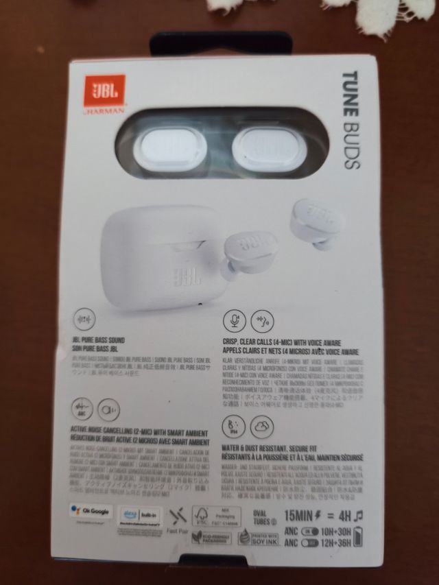 Auriculares JBL Tune Buds - Blanco