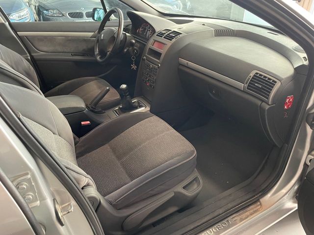 Peugeot 407 SW ST Confort Pack 2.2 