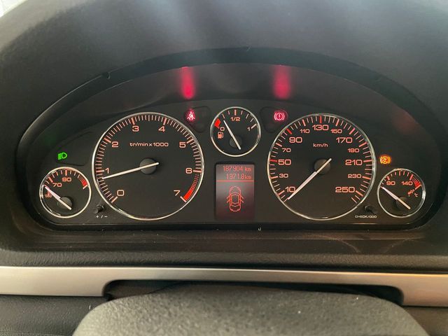 Peugeot 407 SW ST Confort Pack 2.2 