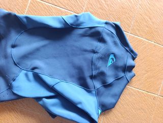 Chaqueta surf Quiksilver - Talla 12