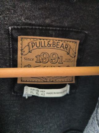 Chaqueta vaquera negra Pull&Bear