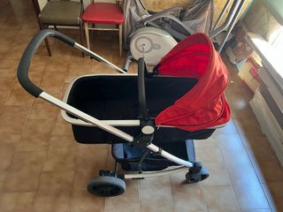 Carrito bebé rojo