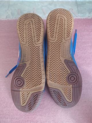 Botas fútbol sala Lotto azules