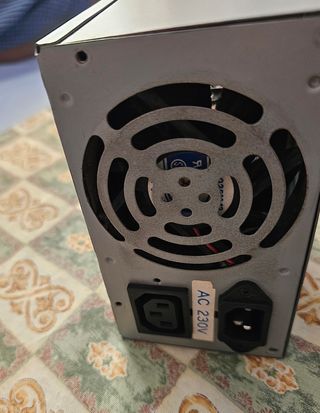 Fuente alimentación PC TARGET SY250