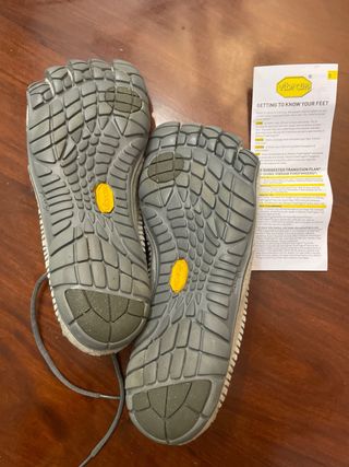 Vibram FiveFingers 42 - Gris - Nuevas