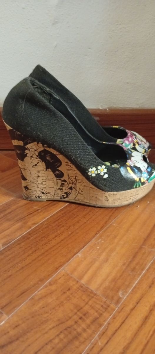 Sandali zeppa - fiori giapponesi