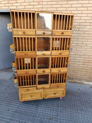 Cassetto per il trasporto di piccioni o altri uccelli in legno
