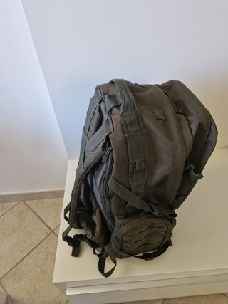 Zaino trekking Univers verde oliva