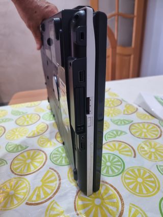 Portátil Toshiba Qosmio G40-12U