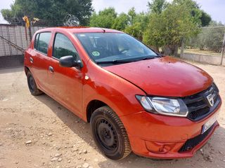 Dacia Sandero 2013