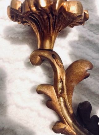 DOS Antiguas Lámparas de pared RESERVADO COSTANZA