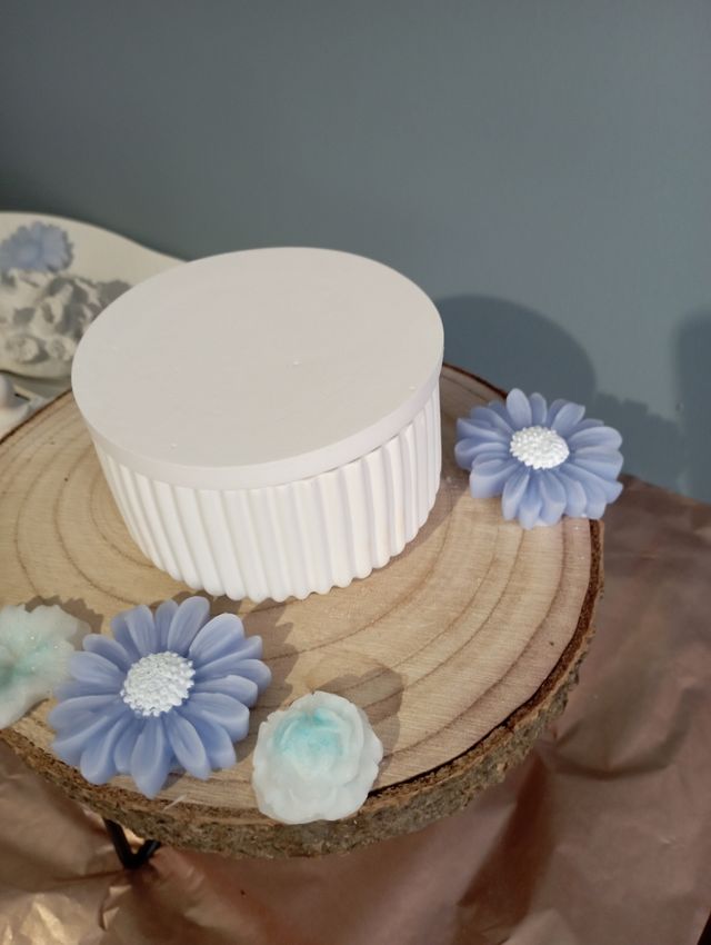 Ciotola per candele o decorazione con coperchio, resina ecologica