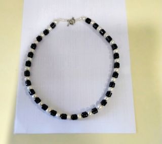 Collar imitación perlas y ónix blanco-negro