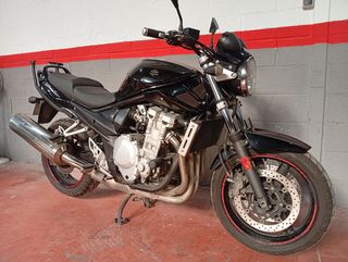 Suzuki Bandit 650 - Moto