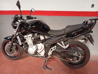 Suzuki Bandit 650 - Moto