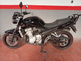 Suzuki Bandit 650 - Moto