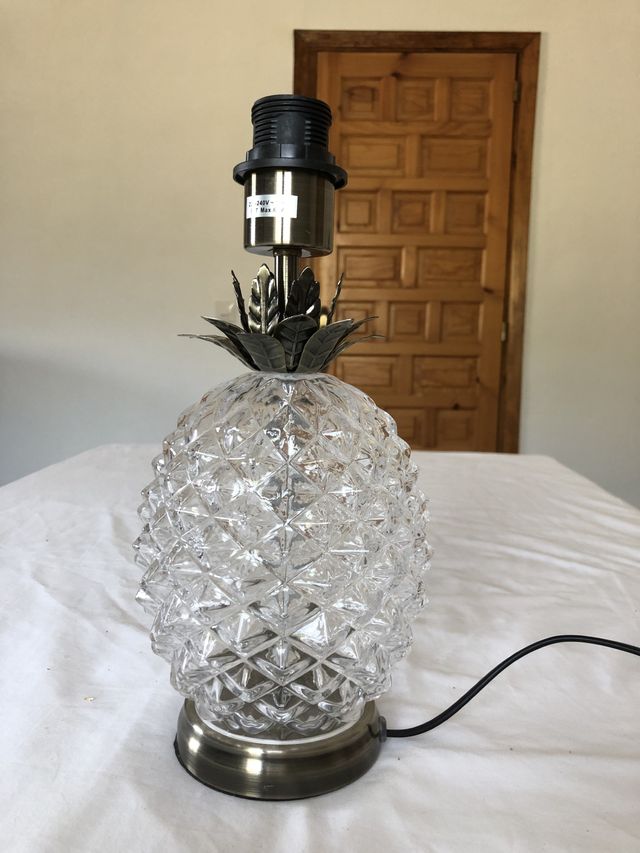 Lámpara piña cristal - Mesita