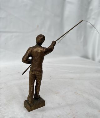 Figura pescador bronce