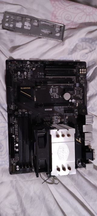 Placa base Gigabyte GAZ270HD3P + CPU
