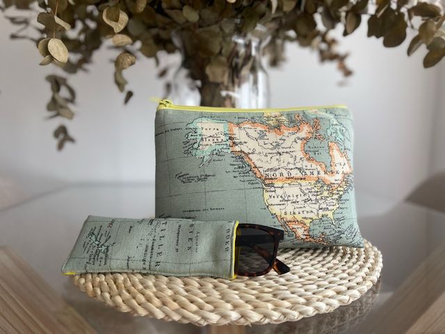 bolso neceser con funda de gafas