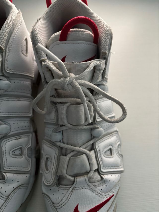 Nike Air More Uptempo 96 Blancas y Rojas