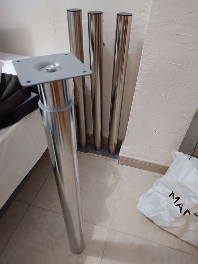 4 Pés de mesa extensíveis de metal
