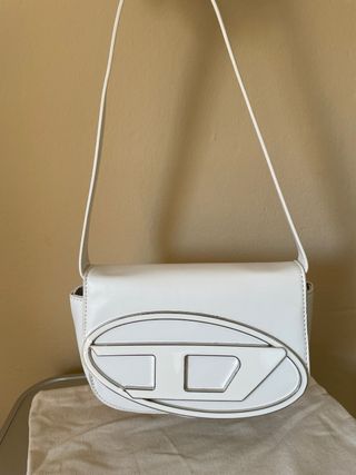 Bolso blanco de mano