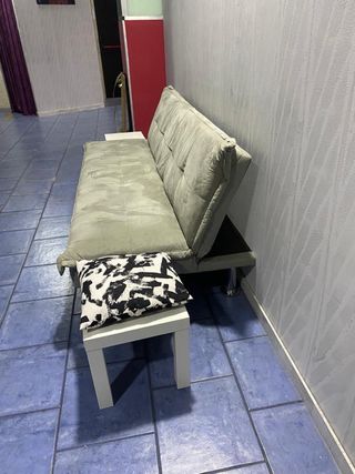 Sofá cama COMO NUEVO