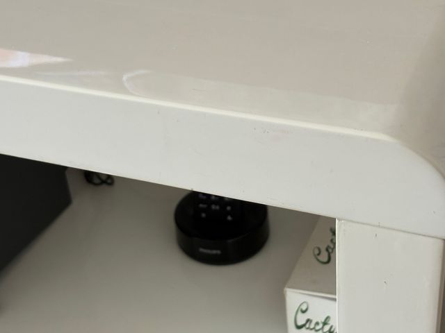 Mueble TV blanco y negro lacado