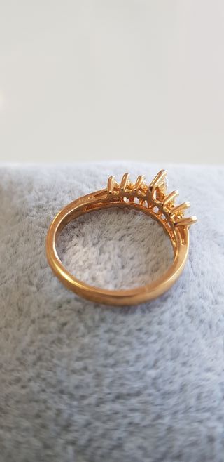 Anillo bañado en Oro con Circonas blancas