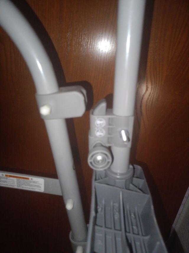 Escalera piscina - Gris