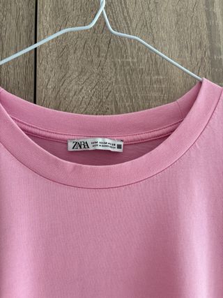 Camiseta rosa Zara 