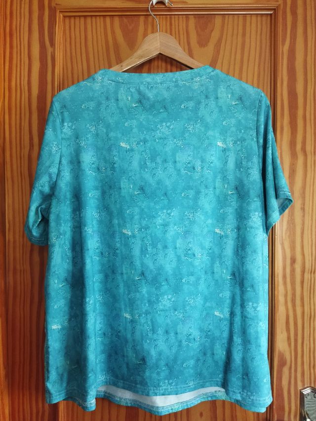 Camiseta turquesa