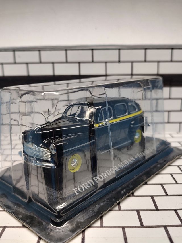 Ford Fordor Sedan Taxi Istanbul 1947