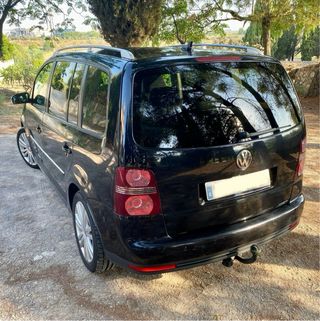 Volkswagen Touran “ CAMBIO DE NOMBRE INCLUIDO !!