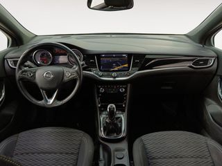 Opel Astra Dynamic S&S