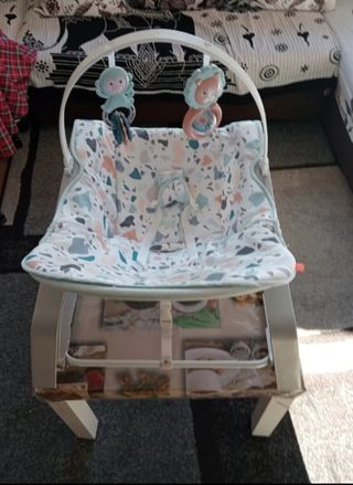 Hamaca mecedora Fisher Price.