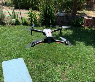 Drone Beast SG906 - Cinza e Branco