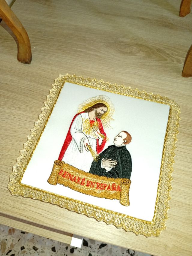 Palias altar bordadas