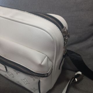 Bolso Louis Vuitton blanco