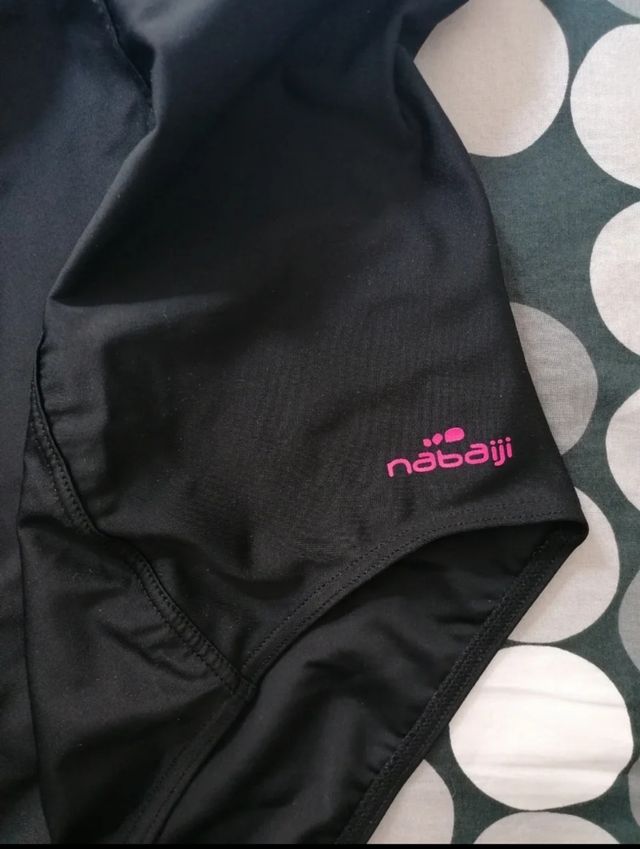 Bañador premamá Nabaiji negro-rosa