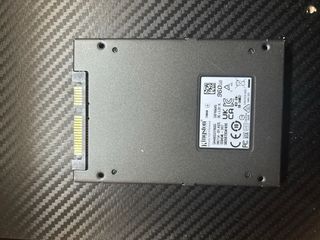 Pack SSDs: 3 Kingston + 1 Patriot