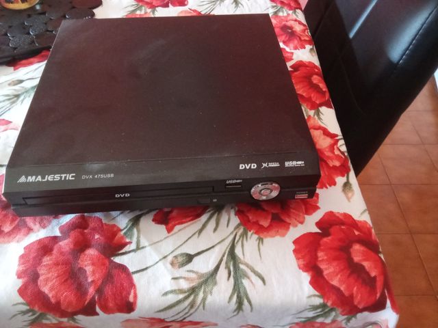 Lettore DVD portatile con telecomando