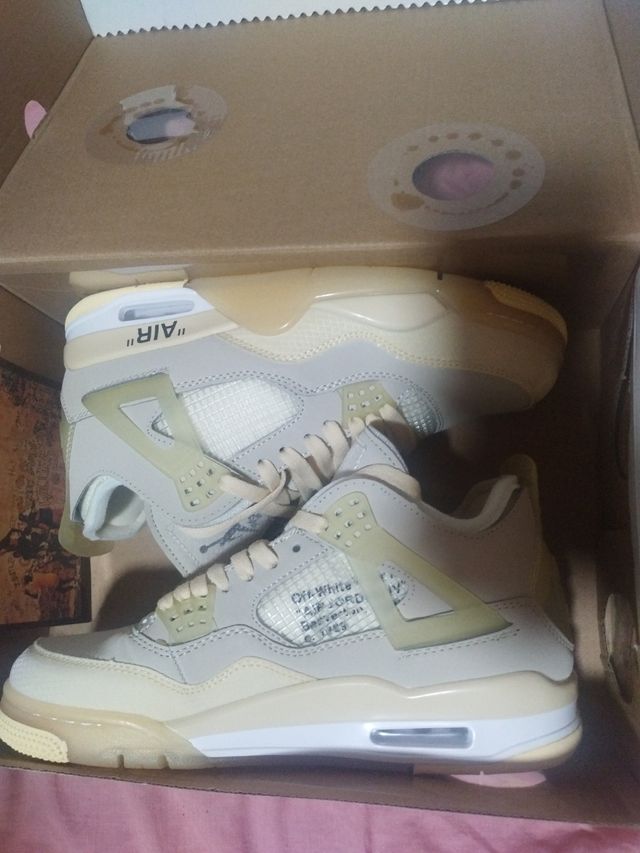 Zapatillas Jordan Retro 4 Beige